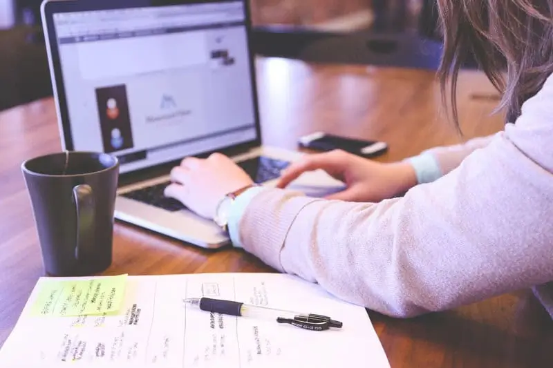 Woman working on computer_the-importance-of-data-security-for-financial-institutions